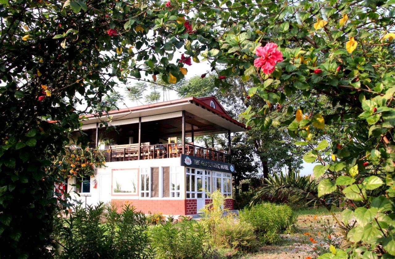The Glasshouse Hotel Kawasoti Buitenkant foto