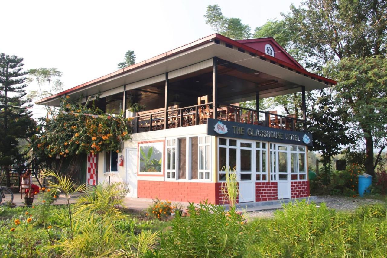The Glasshouse Hotel Kawasoti Buitenkant foto